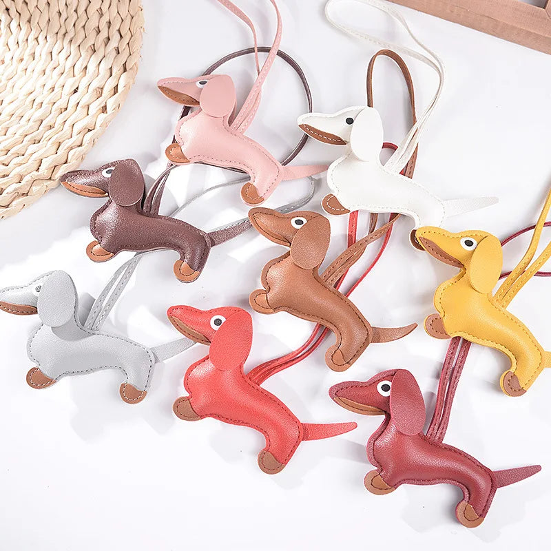 Fashion Car Dachshund Dog Keychain PU Leather Dog Keychains For Women Bag Pendant Jewelry Trinket Key Ring Key Holder Gift