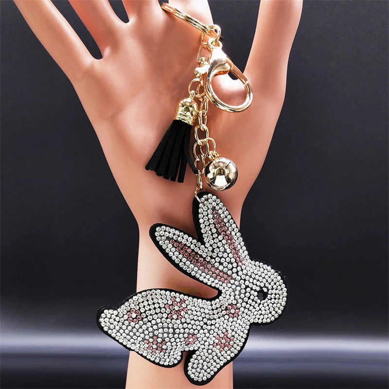 Fashion Chihuahua Dog Crystal Keychain Bag Accessories for Women Gold Color Keyring Jewelry llaveros para mujer K2502S01